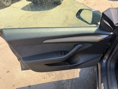 Used 2021 Tesla Model 3 Long Range AWD/4WD image 18