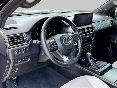 Used 2023 Lexus GX 460 w/ Black Line Special Edition AWD/4WD image 18