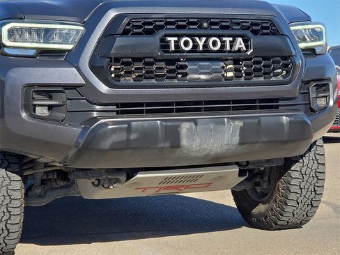 Certified 2022 Toyota Tacoma TRD Pro image 8