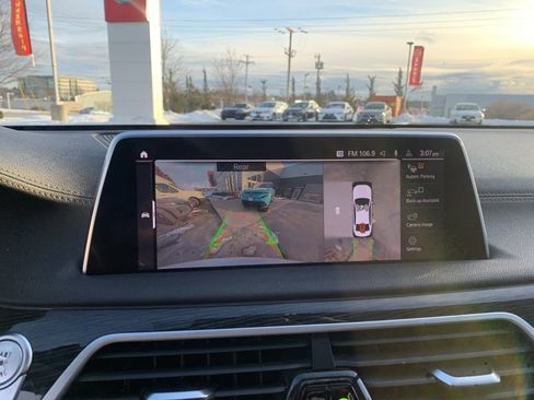 Used 2020 BMW 740i w/ M Sport Package image 14