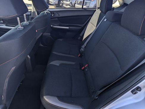 Used 2017 Subaru Crosstrek 2.0i Premium image 8