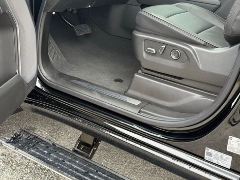 New 2026 GMC Sierra 3500 Denali w/ Denali Reserve Package image 21