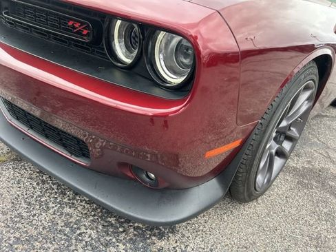 Used 2022 Dodge Challenger R/T Scat Pack w/ Scat Pack Stripe RWD image 9