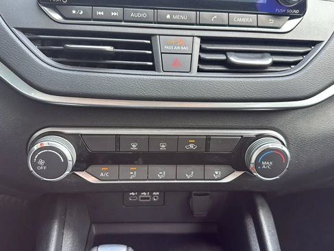 Used 2020 Nissan Altima 2.5 S FWD image 36