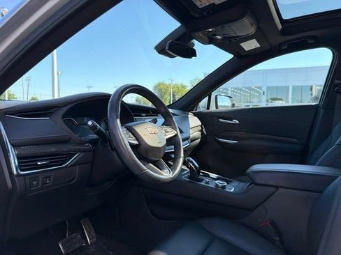 Used 2022 Cadillac XT4 Sport w/ Cold Weather Package AWD/4WD image 16