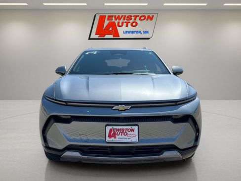 Used 2025 Chevrolet Equinox EV LT w/ Convenience Package AWD/4WD image 9