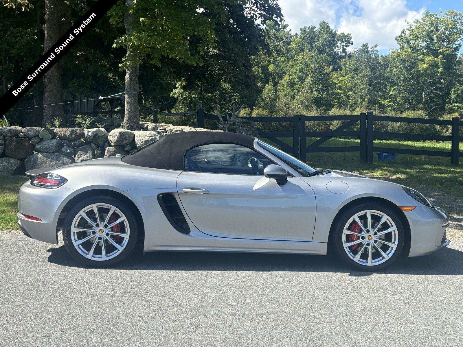Used 2022 Porsche 718 Boxster S RWD image 3