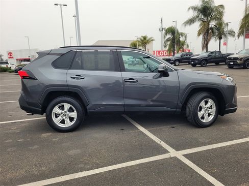 Used 2020 Toyota RAV4 XLE image 2