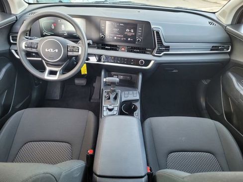 Certified 2025 Kia Sportage LX FWD image 17