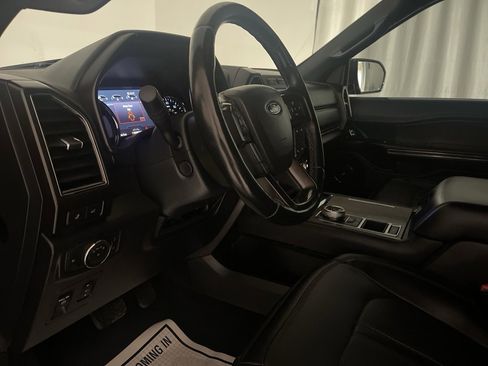 Used 2021 Ford Expedition Max Limited image 24