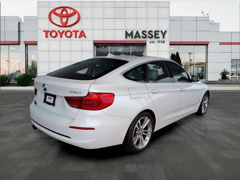 Used 2017 BMW 330i Gran Turismo xDrive image 3