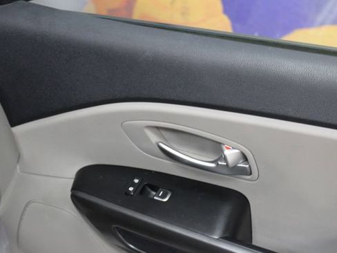 Used 2019 Kia Sedona EX FWD image 12