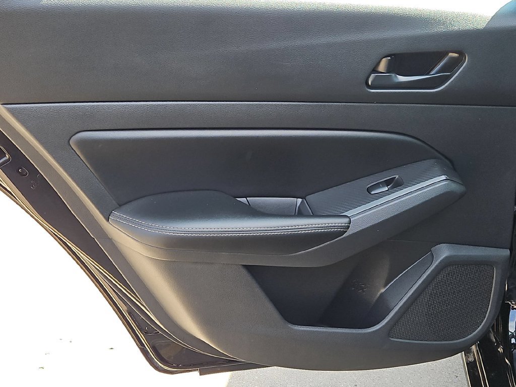 Used 2025 Nissan Altima 2.5 SV FWD image 27
