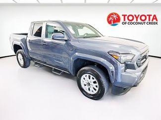 Used 2025 Toyota Tacoma SR5 AWD/4WD video 1