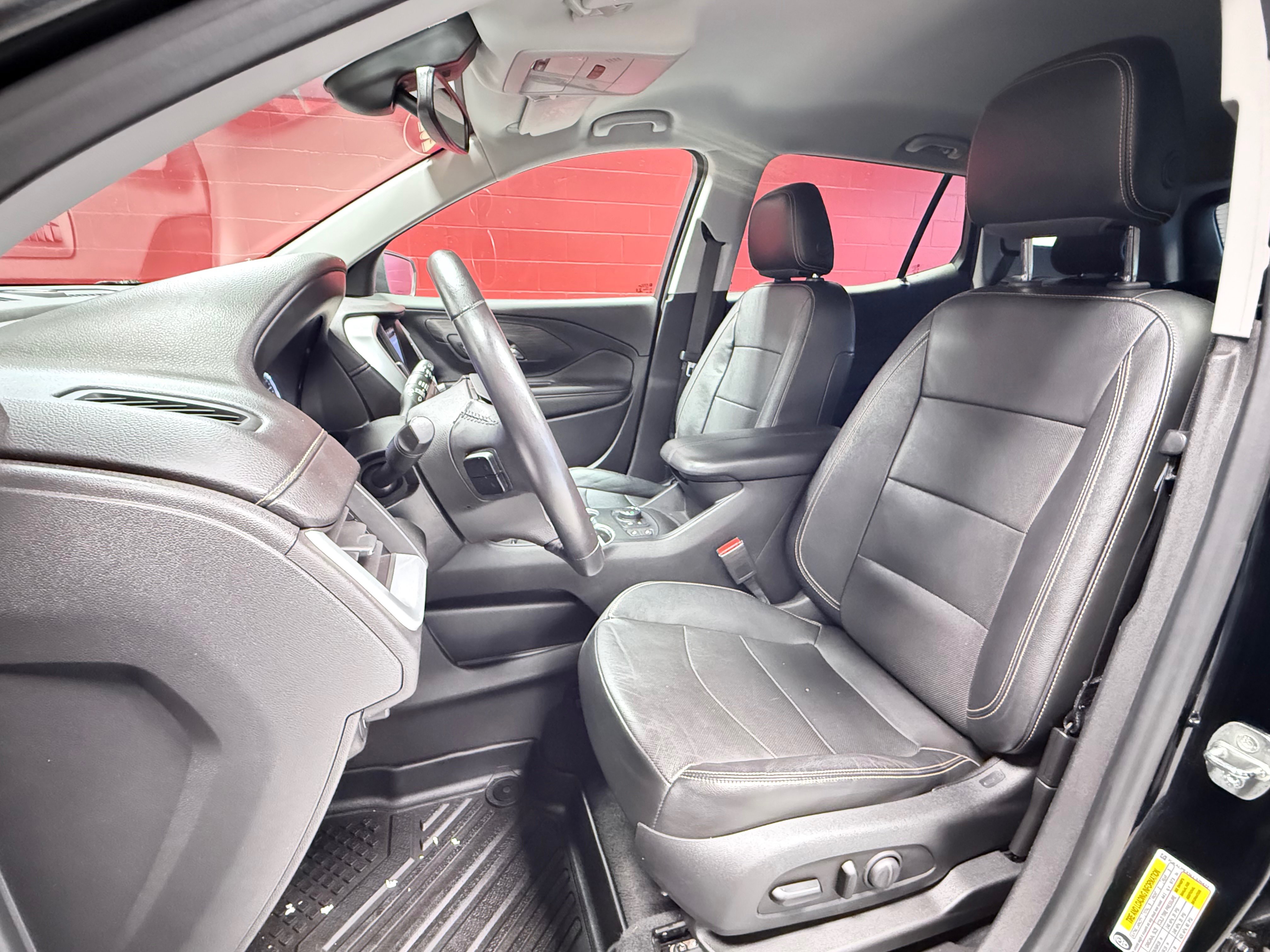 Used 2020 GMC Terrain SLT w/ Preferred Package FWD image 18