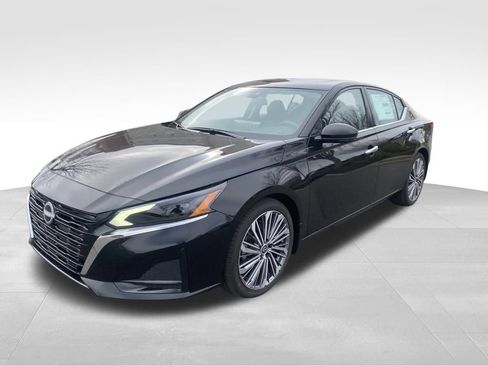 New 2025 Nissan Altima 2.5 SL image 7