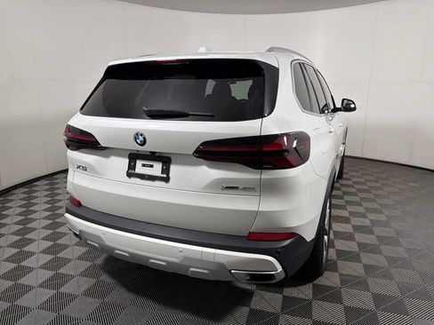 Used 2024 BMW X5 xDrive40i w/ Premium Package AWD/4WD image 6