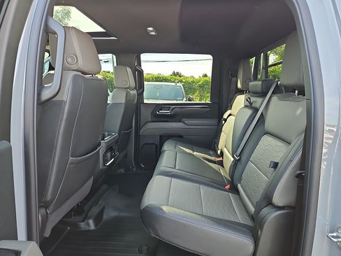 Certified 2024 Chevrolet Silverado 2500 ZR2 w/ Technology Package AWD/4WD image 10