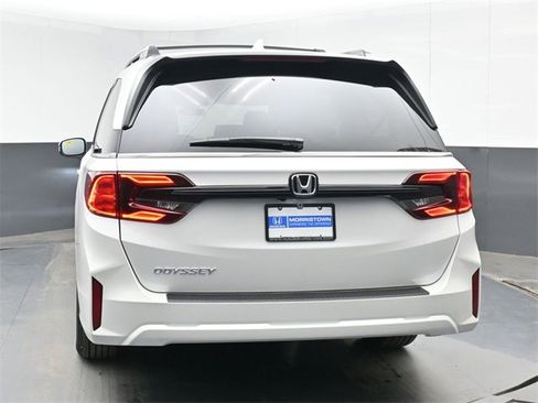 New 2026 Honda Odyssey EX-L image 9