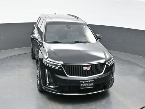 Certified 2025 Cadillac XT6 Sport w/ Platinum Package AWD/4WD image 29