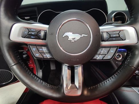 Used 2019 Ford Mustang GT Premium w/ Equipment Group 401A RWD image 28