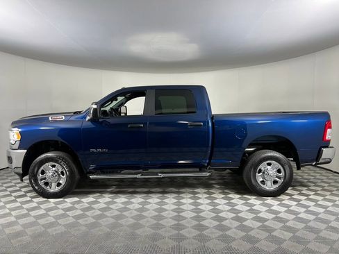 Used 2024 RAM 2500 Big Horn w/ Bed Utility Group image 10