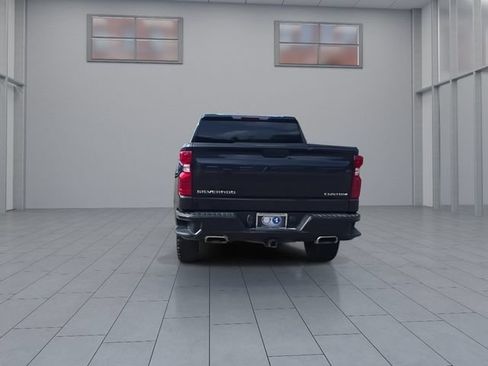 Used 2023 Chevrolet Silverado 1500 Custom Trail Boss AWD/4WD image 7