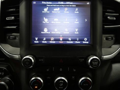 Used 2019 RAM 1500 Big Horn AWD/4WD image 19