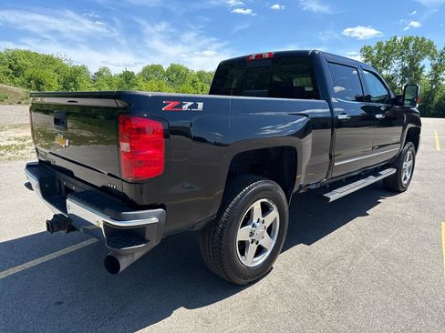 Used 2019 Chevrolet Silverado 2500 LTZ w/ Duramax Plus Package AWD/4WD image 5