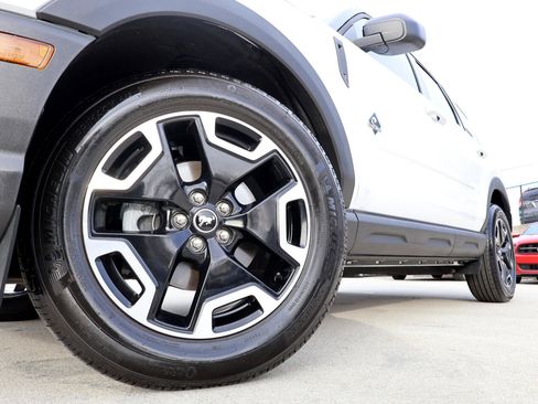 Used 2024 Ford Bronco Sport Outer Banks w/ Tech Package image 24