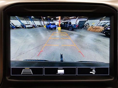 Used 2020 Chevrolet Silverado 1500 RST w/ All-Star Edition image 21