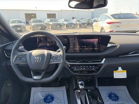 New 2026 Buick Envista Avenir FWD image 14