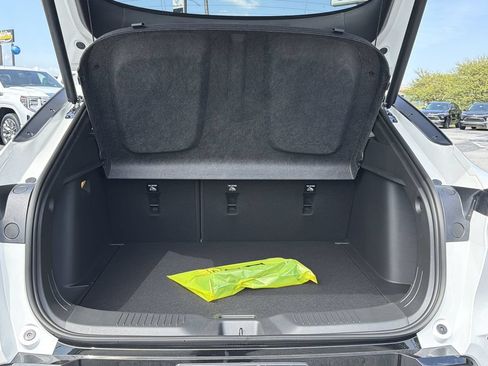 New 2026 Buick Envista Sport Touring w/ Convenience I Package FWD image 17