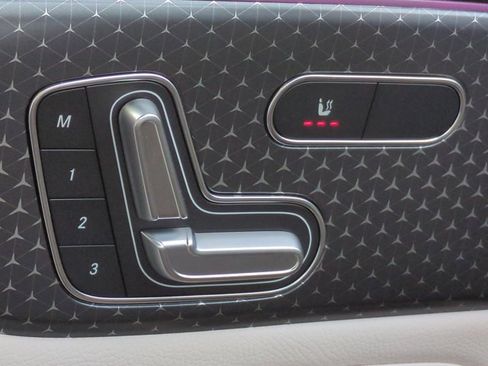 Used 2026 Mercedes-Benz GLB 250 image 24