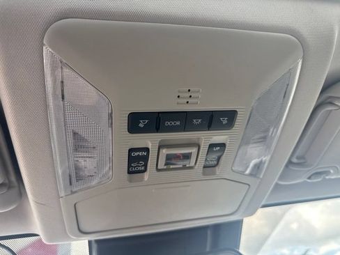 Used 2025 Toyota RAV4 XLE Premium w/ Weather Package AWD/4WD image 26