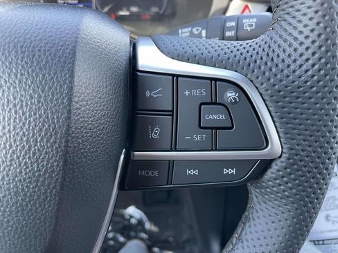 New 2026 Toyota Sienna Limited image 34