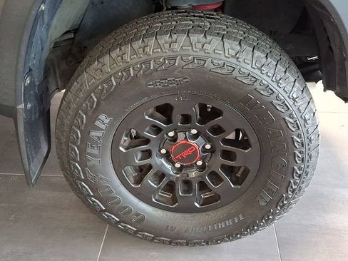 Used 2019 Toyota Tacoma TRD Pro AWD/4WD image 7