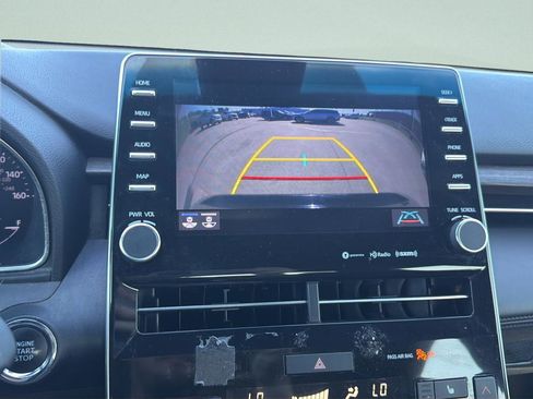 Used 2021 Toyota Avalon XLE FWD image 22