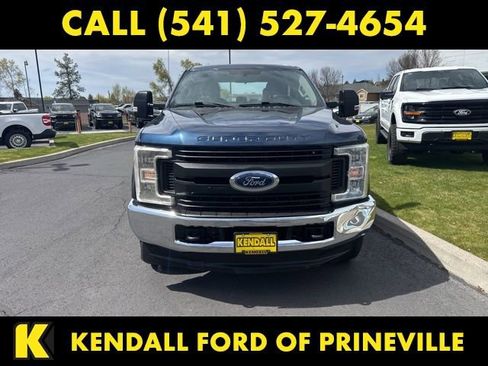 Used 2017 Ford F250 XL w/ Power Equipment Group AWD/4WD image 3