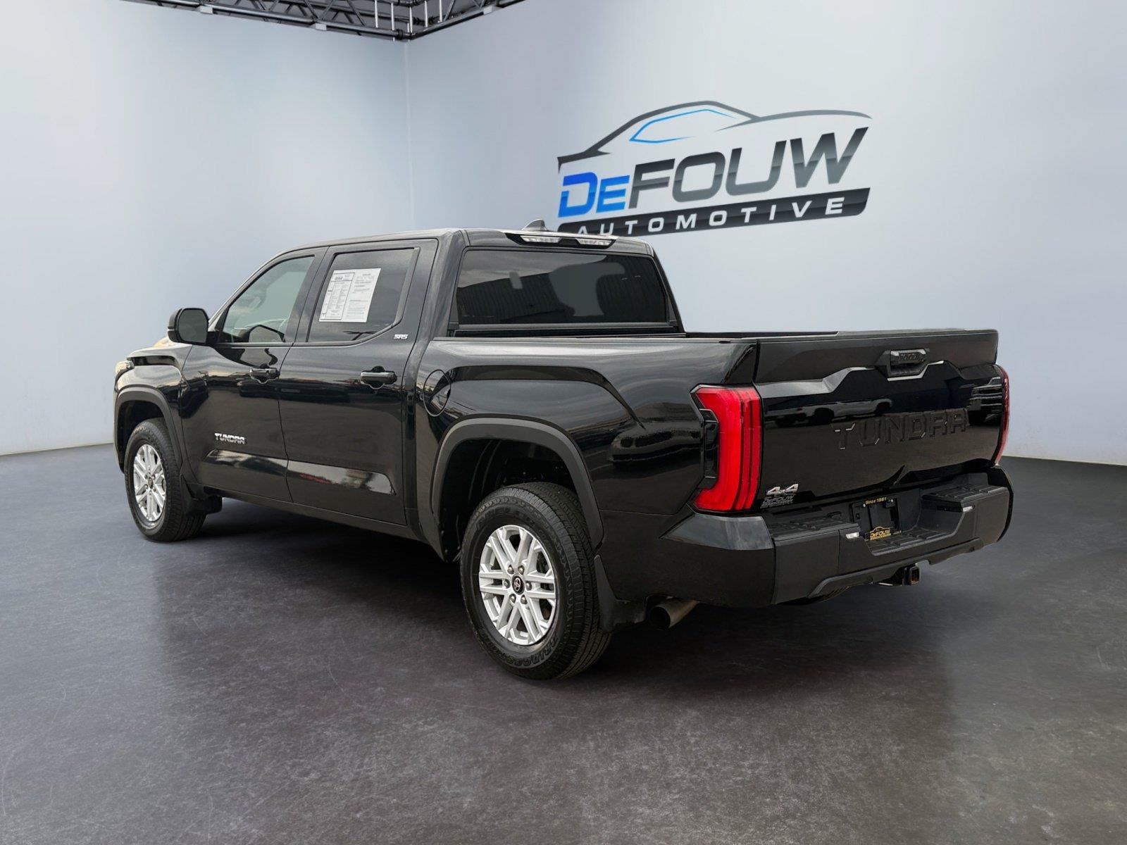 Used 2025 Toyota Tundra SR5 AWD/4WD image 5