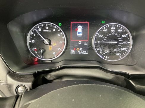 Used 2023 Subaru Legacy Premium image 29