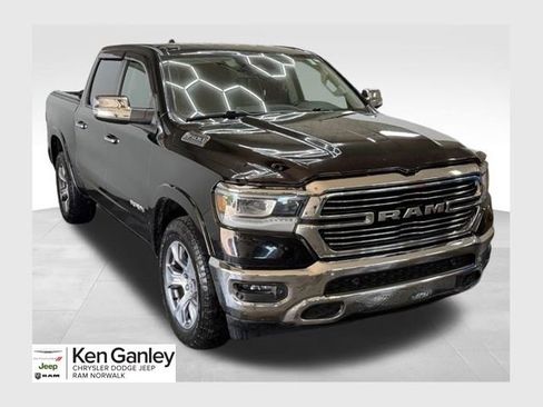Used 2022 RAM 1500 Laramie AWD/4WD image 1