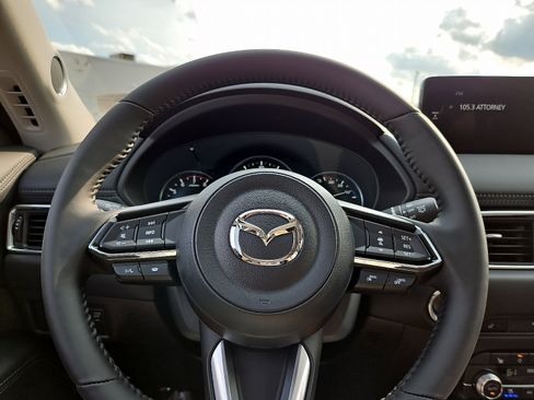 New 2025 MAZDA CX-5 AWD 2.5 S w/ Premium Plus Pkg image 17