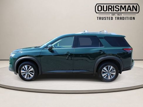 Used 2022 Nissan Pathfinder SL AWD/4WD image 6