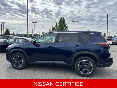 Certified 2025 Nissan Rogue SV AWD/4WD image 13