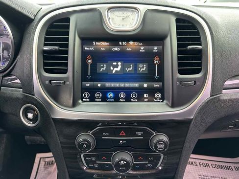 Used 2019 Chrysler 300 Touring w/ Sport Appearance Package image 26