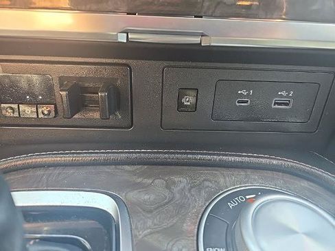 Certified 2024 Nissan Armada Platinum w/ Captain's Chairs Package AWD/4WD image 20