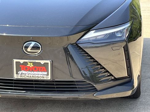 Used 2023 Lexus RZ 450e Premium w/ Accessory Package (Z1) AWD/4WD image 8