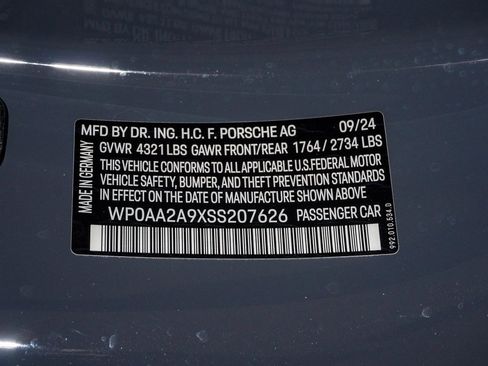 Certified 2025 Porsche 911 Carrera image 36