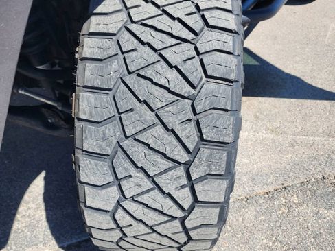 Used 2020 Toyota 4Runner Venture w/ Moonroof Package AWD/4WD image 20